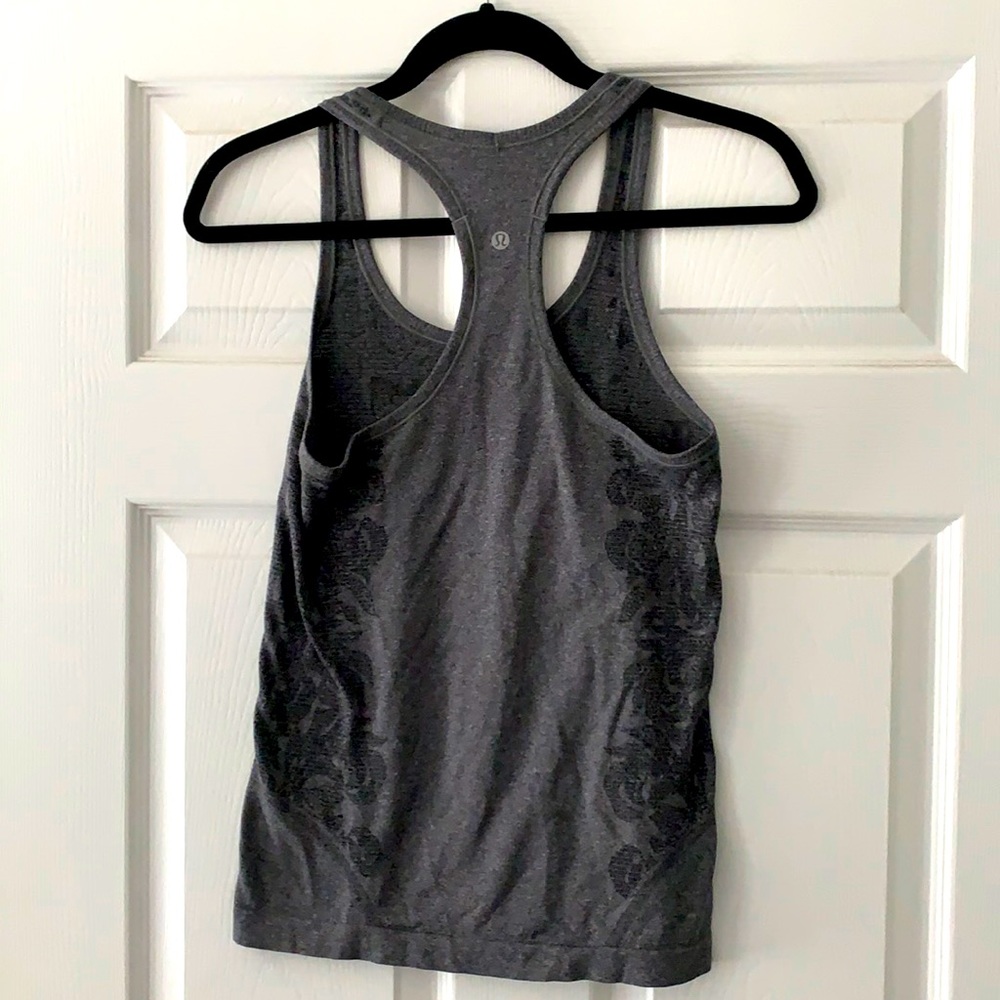 lululemon tank size 6